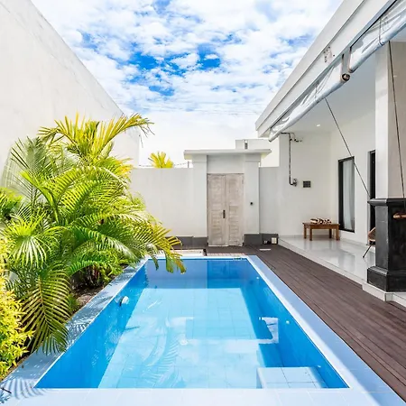 Tropical And Calming 2Br Villa With Pool
